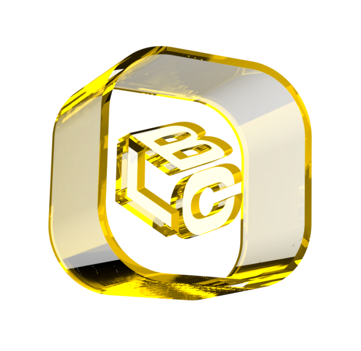 Logótipo 3D dourado com letras "LBC" dentro de um anel transparente.